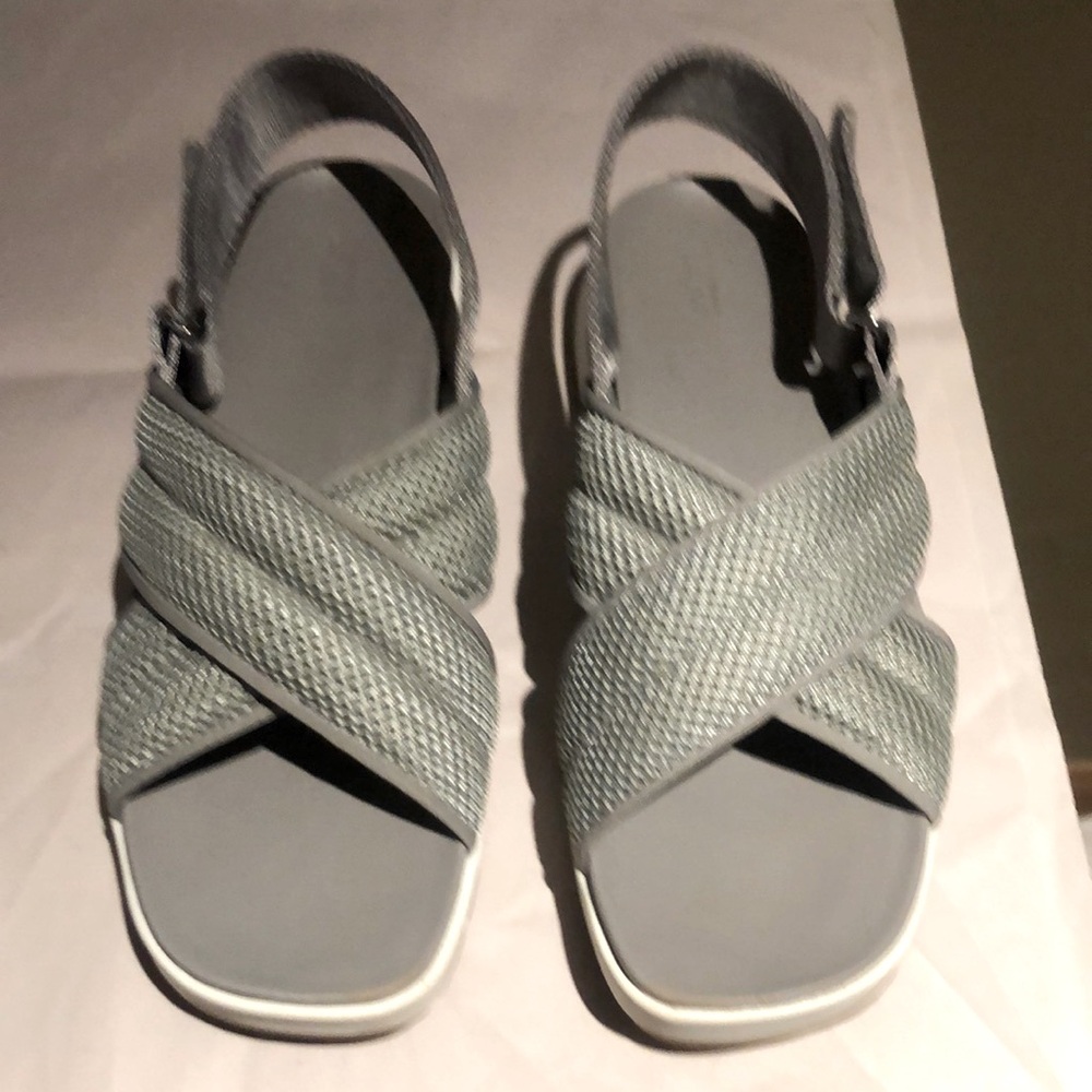 UGG Nella Sandals Gray Size 9